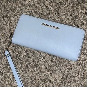 Micheal kors wallet